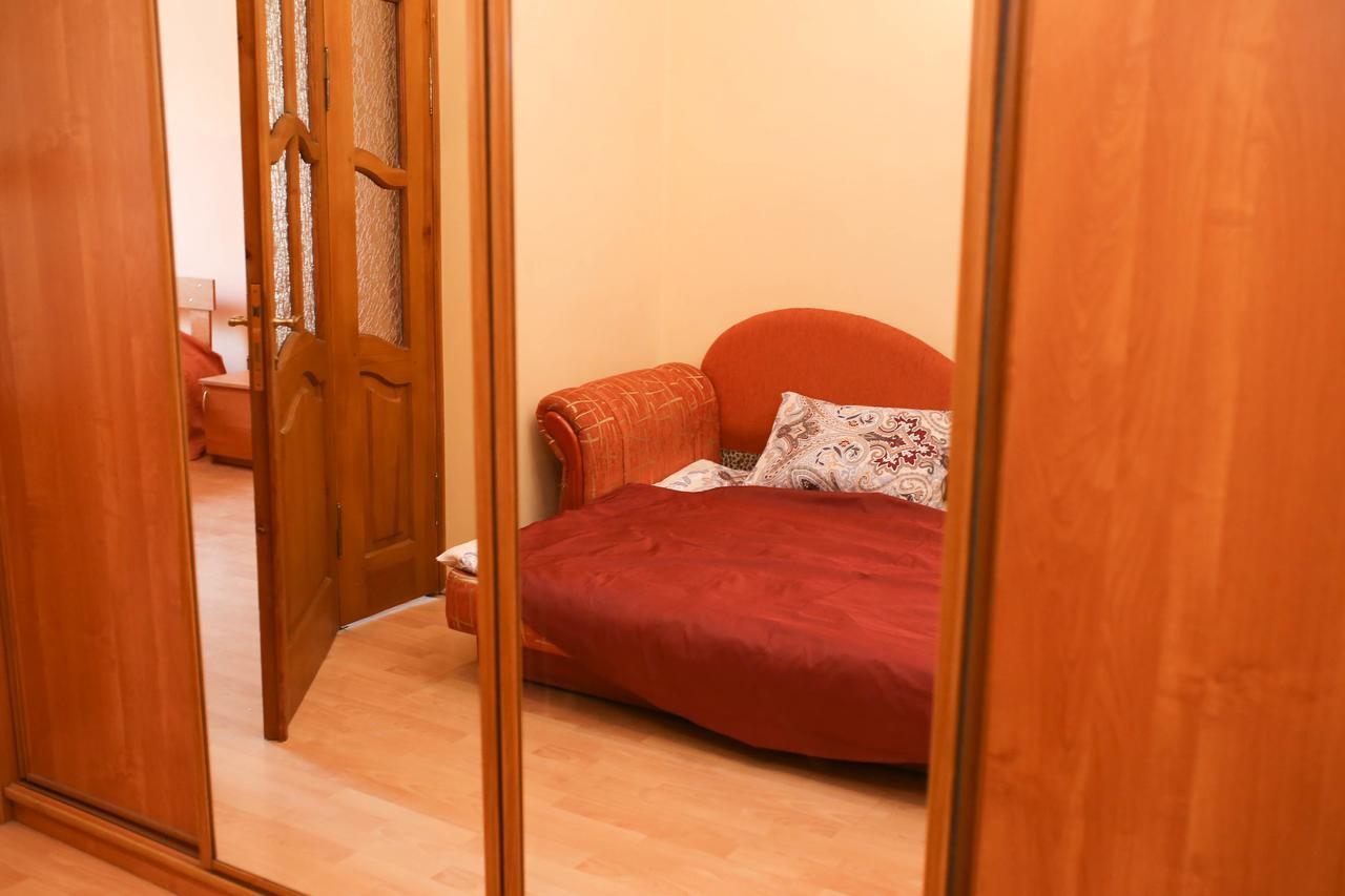 Apartment Near St. Elizabeth Church Lviv Exteriör bild