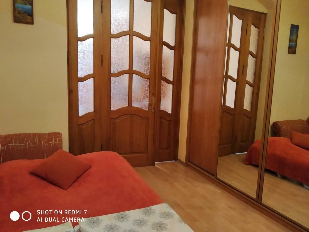 Apartment Near St. Elizabeth Church Lviv Exteriör bild